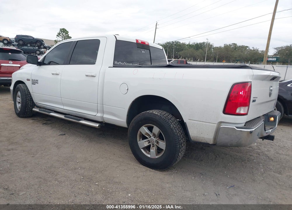 2019 RAM 1500 CLASSIC VIN: 1C6RR6TT5KS571875