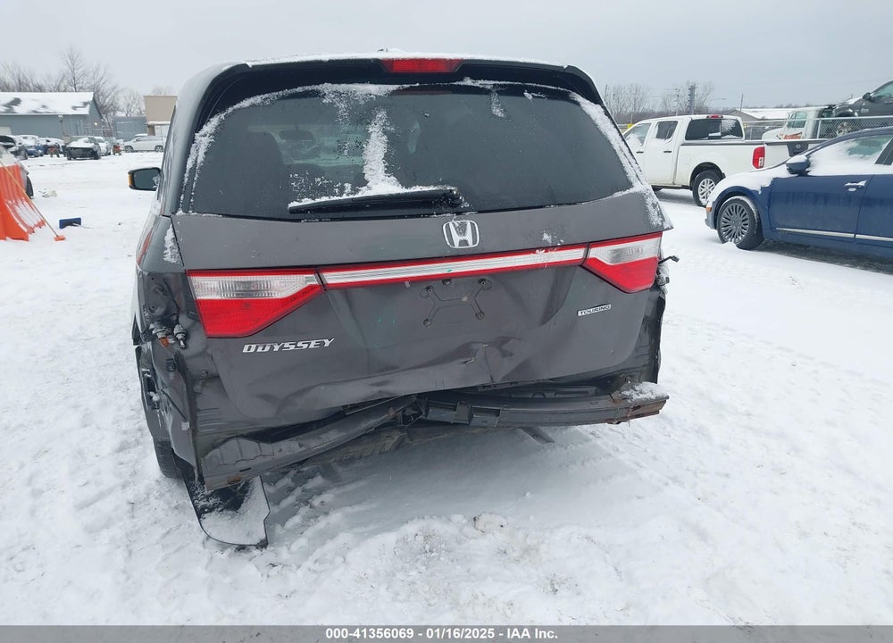 2013 HONDA ODYSSEY TOURING/TOURING ELITE VIN: 5FNRL5H92DB087728