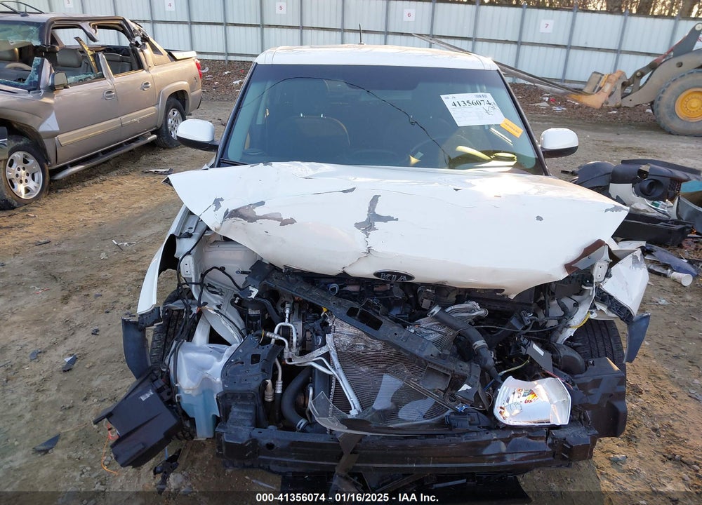 2019 KIA SOUL VIN: KNDJN2A2XK7685779
