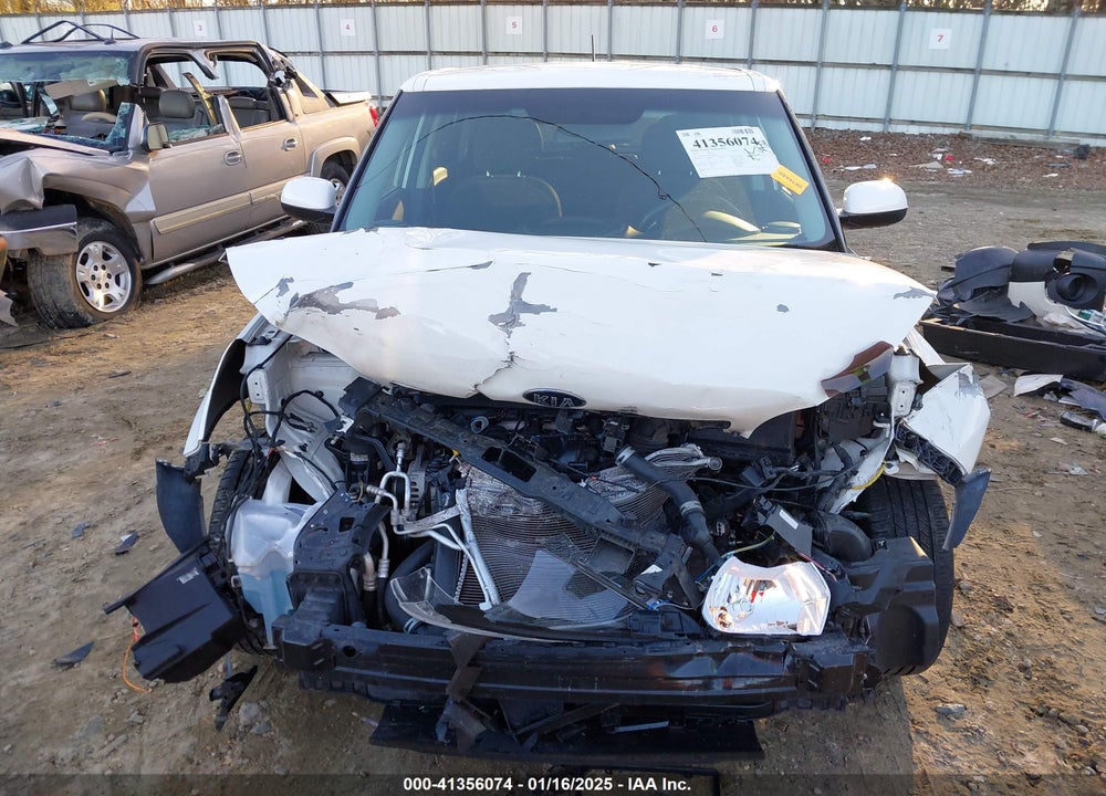 2019 KIA SOUL VIN: KNDJN2A2XK7685779