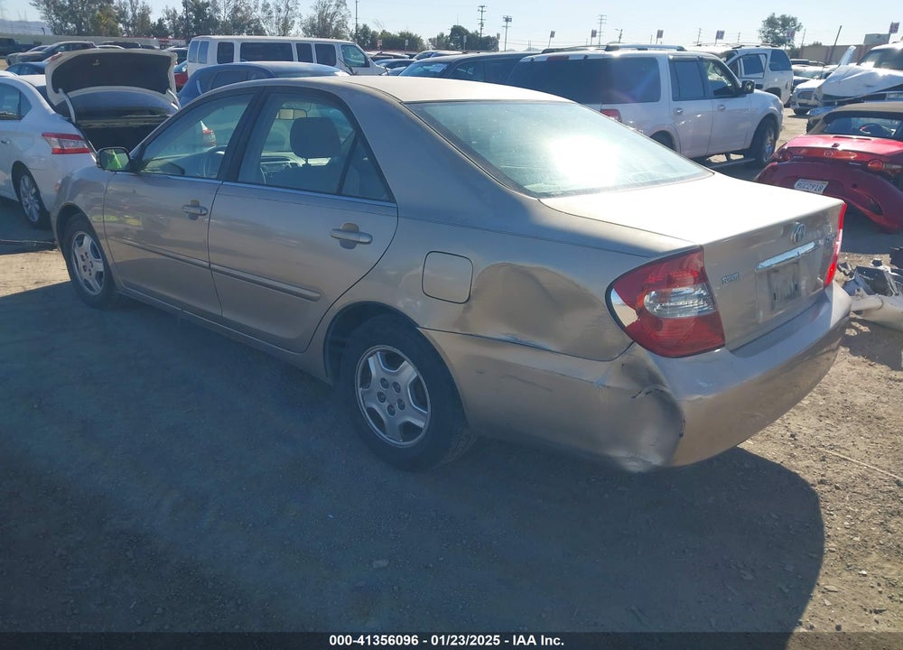 2002 TOYOTA CAMRY LE VIN: JTDBE32K520137786