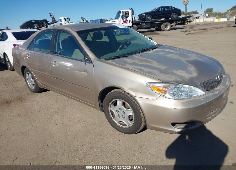 2002 TOYOTA CAMRY LE VIN: JTDBE32K520137786