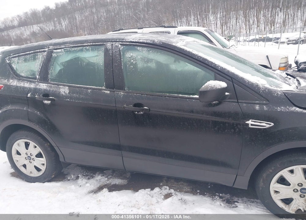 2016 FORD ESCAPE S VIN: 1FMCU0F75GUB37147