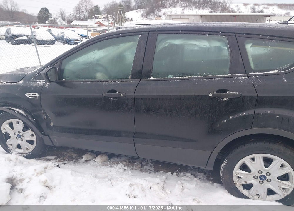2016 FORD ESCAPE S VIN: 1FMCU0F75GUB37147