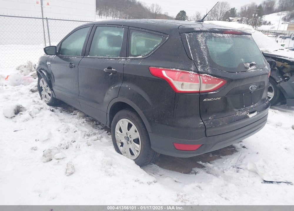 2016 FORD ESCAPE S VIN: 1FMCU0F75GUB37147