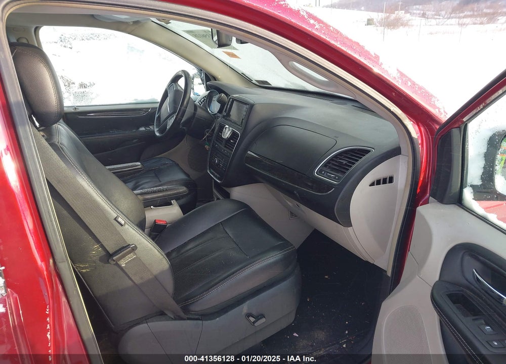 2014 CHRYSLER TOWN & COUNTRY VIN: 2C4RC1CG3ER198552