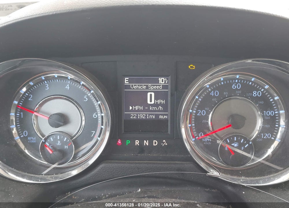 2014 CHRYSLER TOWN & COUNTRY VIN: 2C4RC1CG3ER198552