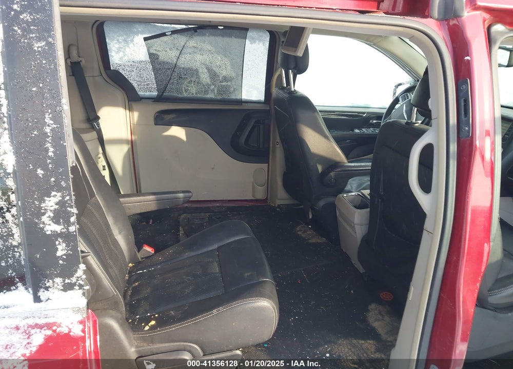 2014 CHRYSLER TOWN & COUNTRY VIN: 2C4RC1CG3ER198552