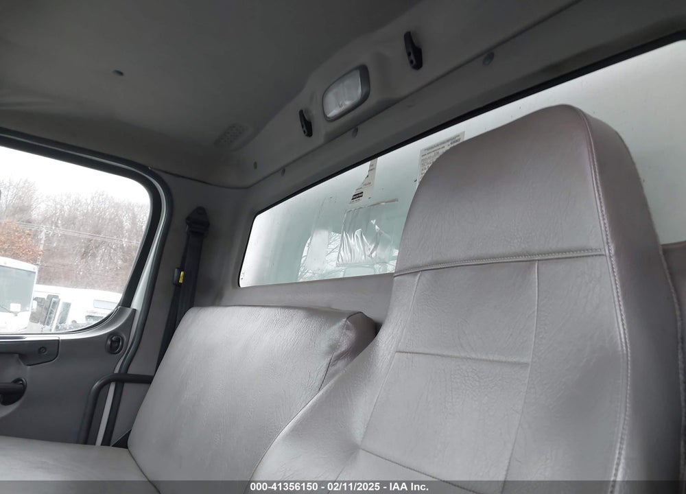 2018 FREIGHTLINER M2 106 VIN: 1FVACWFB2JHJP3985