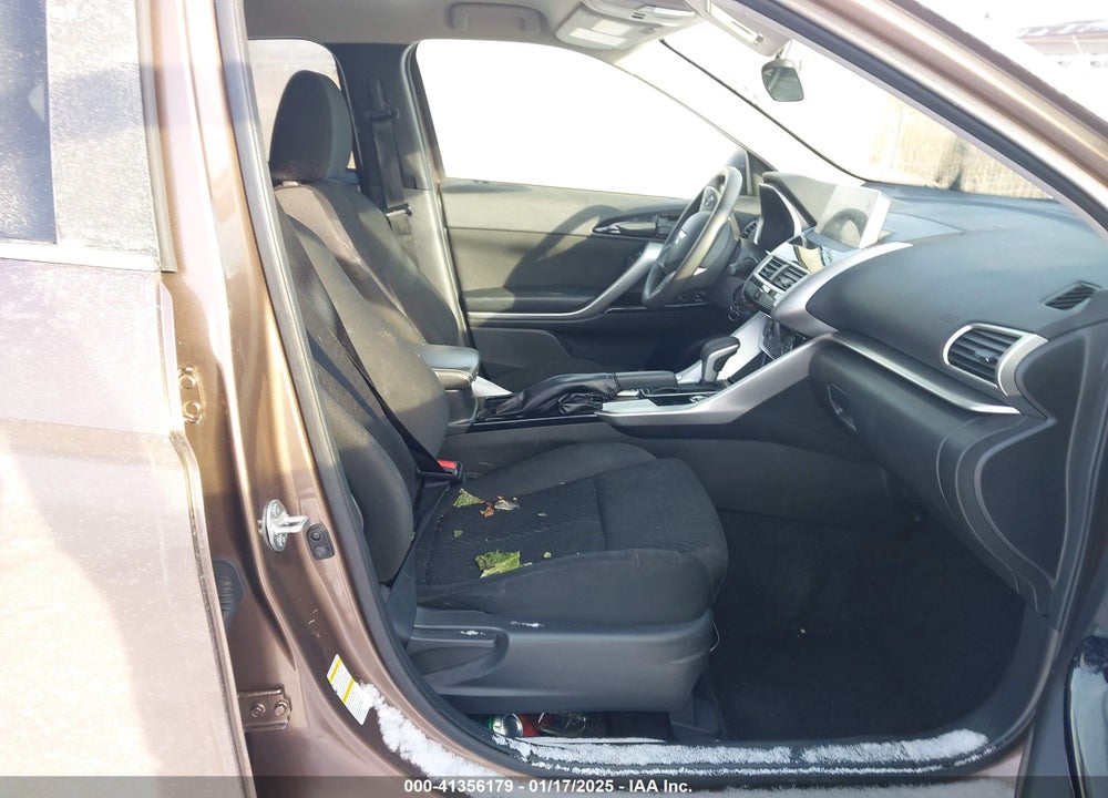 2019 MITSUBISHI ECLIPSE CROSS LE/SE/SP VIN: JA4AT4AA6KZ023334