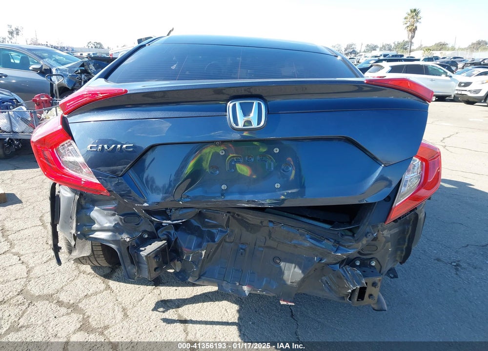 2018 HONDA CIVIC LX VIN: 2HGFC2F58JH501023