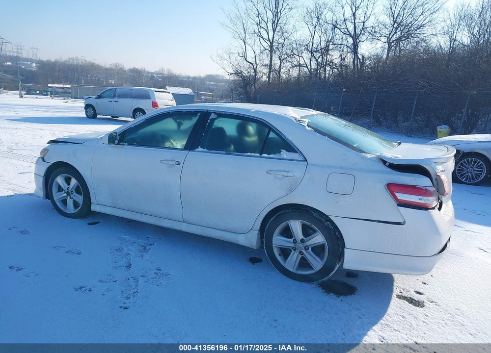 2011 TOYOTA CAMRY SE VIN: 4T1BF3EK2BU776530