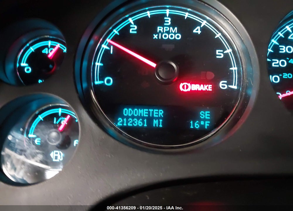 2009 CHEVROLET SUBURBAN 1500 LT2 VIN: 1GNFK26309R170215