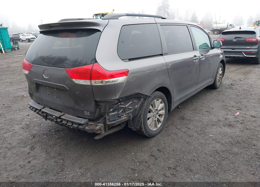 2014 TOYOTA SIENNA XLE LIMITED VIN: 5TDDK3DC9ES079495