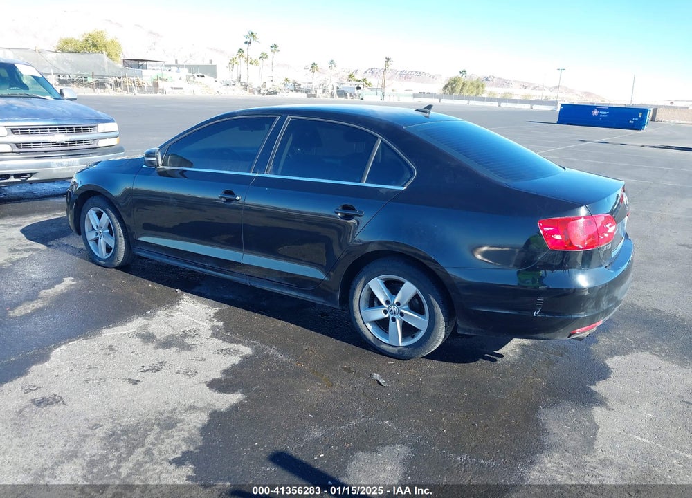 2013 VOLKSWAGEN JETTA VIN: 3VWLL7AJ2DM383766