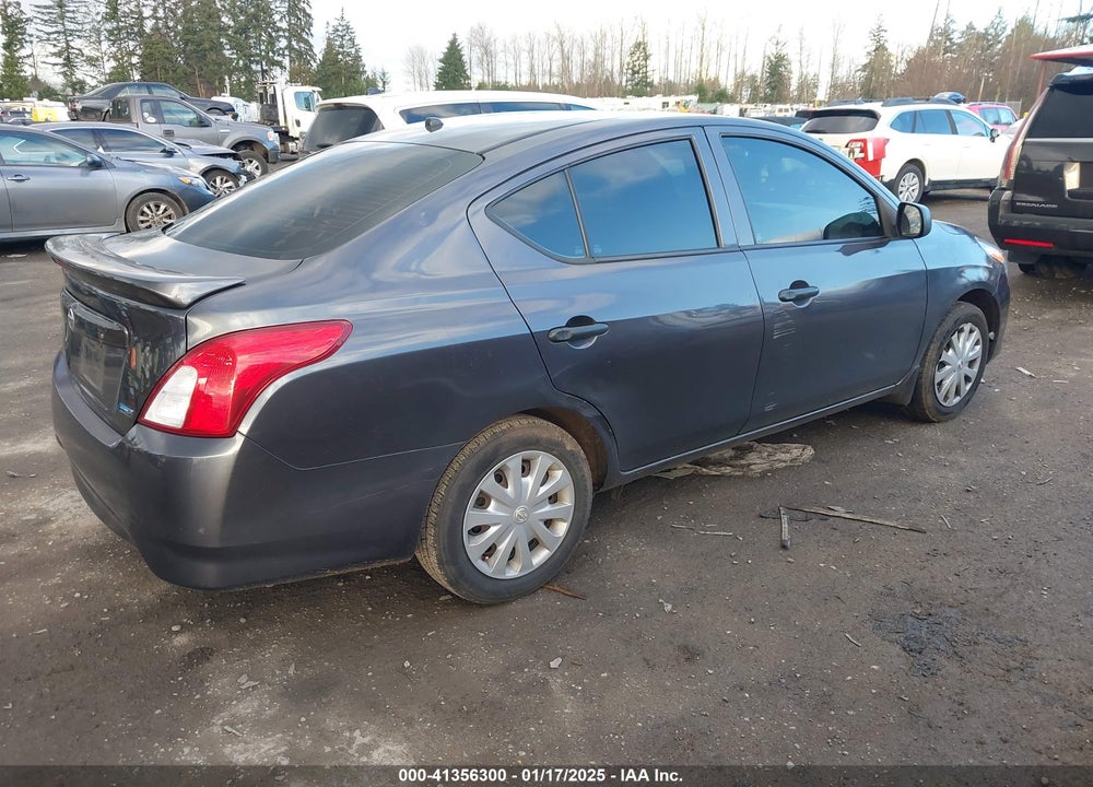 2015 NISSAN VERSA 1.6 S+ VIN: 3N1CN7AP0FL847389