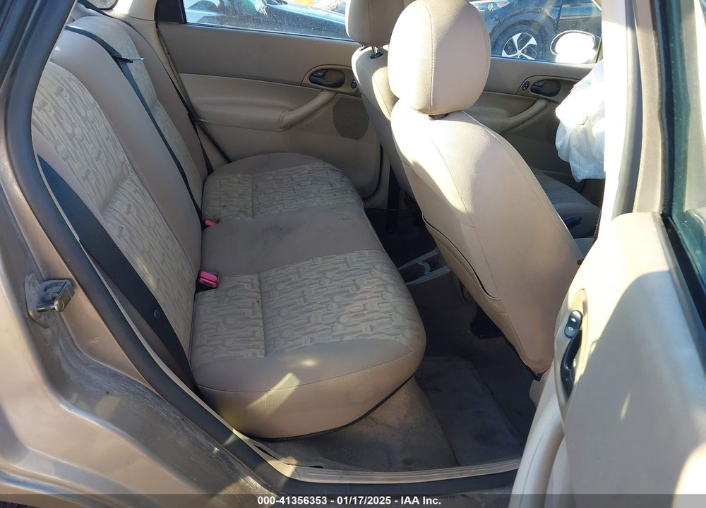 2005 FORD FOCUS ZX4 VIN: 1FAFP34N45W213587