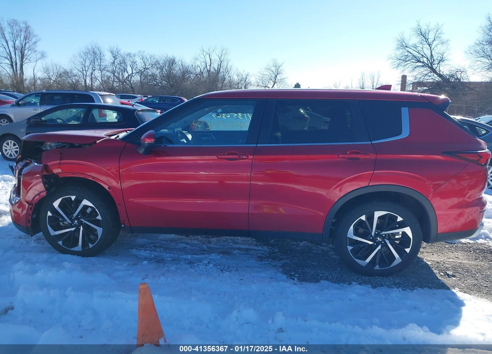 2024 MITSUBISHI OUTLANDER SE 2.5 2WD/SE BLACK EDITION S-AWC/SE BLACK EDITION W/PANO ROOF S-AWC VIN: JA4J3VA80RZ036433