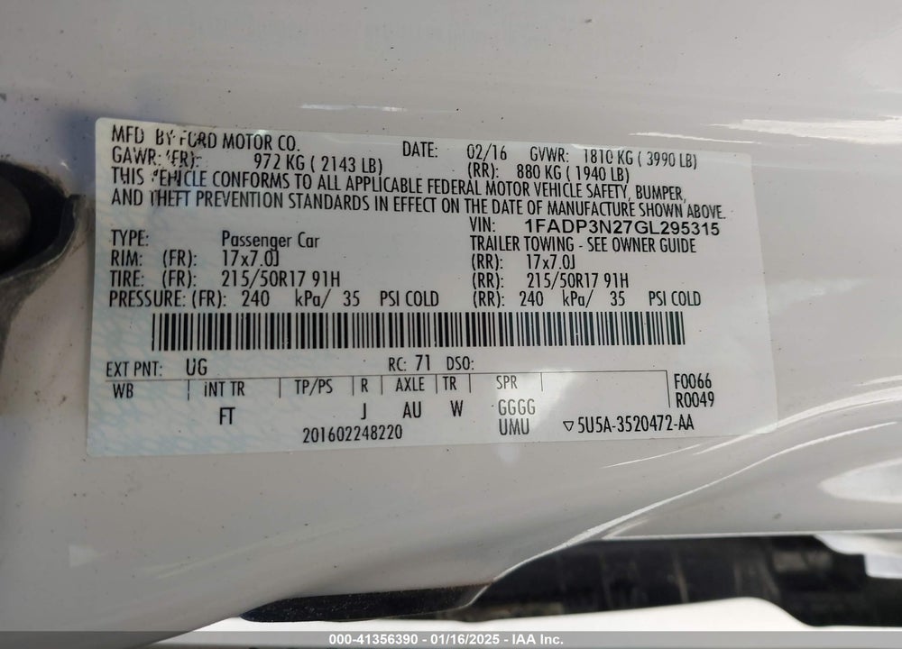 2016 FORD FOCUS TITANIUM VIN: 1FADP3N27GL295315