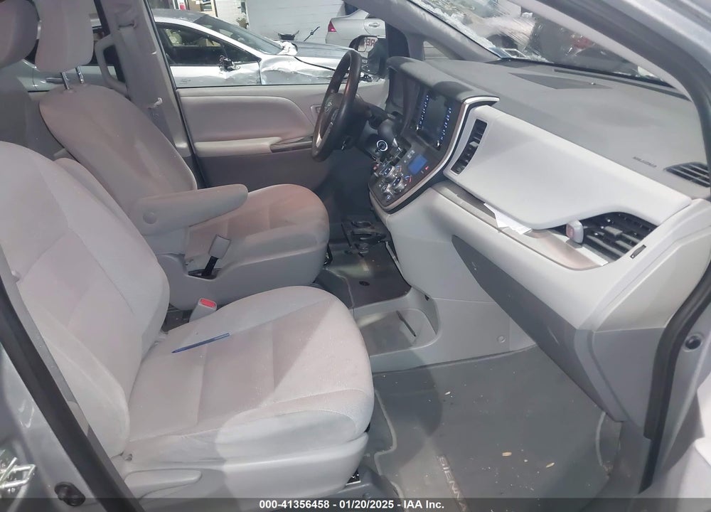 2020 TOYOTA SIENNA VIN: 5TDZZ3DC2LS082625
