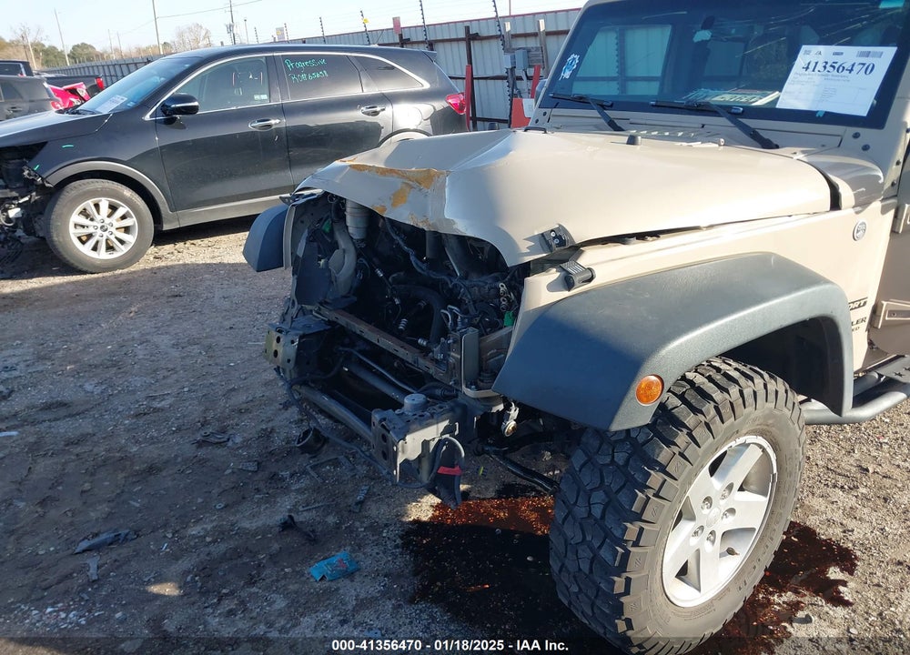 2016 JEEP WRANGLER UNLIMITED SPORT VIN: 1C4HJWDG9GL316984