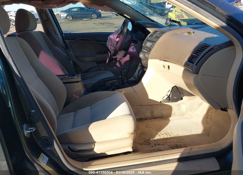 2005 HONDA ACCORD 2.4 LX VIN: 1HGCM56435A115042
