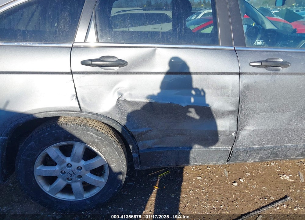 2011 HONDA CR-V SE VIN: 5J6RE4H47BL028073