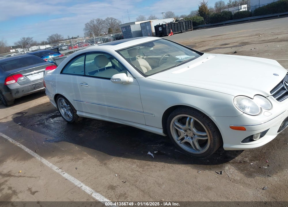 2009 MERCEDES-BENZ CLK 550 VIN: WDBTJ72H29F266229