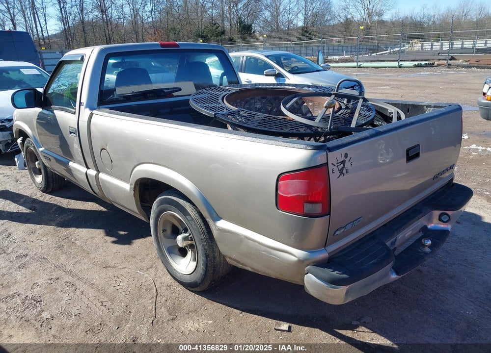 1999 CHEVROLET S-10 LS VIN: 1GCCS1442XK130788