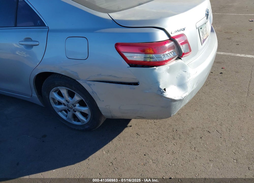 2011 TOYOTA CAMRY LE VIN: 4T1BF3EK8BU768948