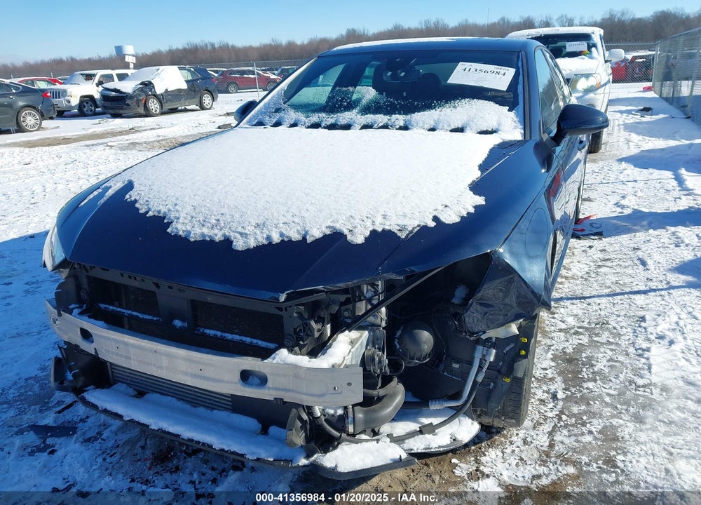 2018 AUDI A4 VIN: WAUDNAF49JA134498