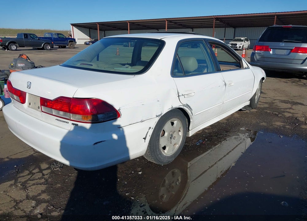 2001 HONDA ACCORD 3.0 EX VIN: 1HGCG16591A075228