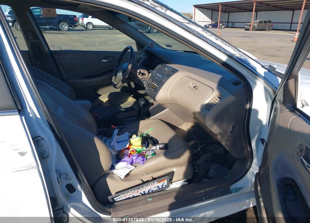 2001 HONDA ACCORD 3.0 EX VIN: 1HGCG16591A075228