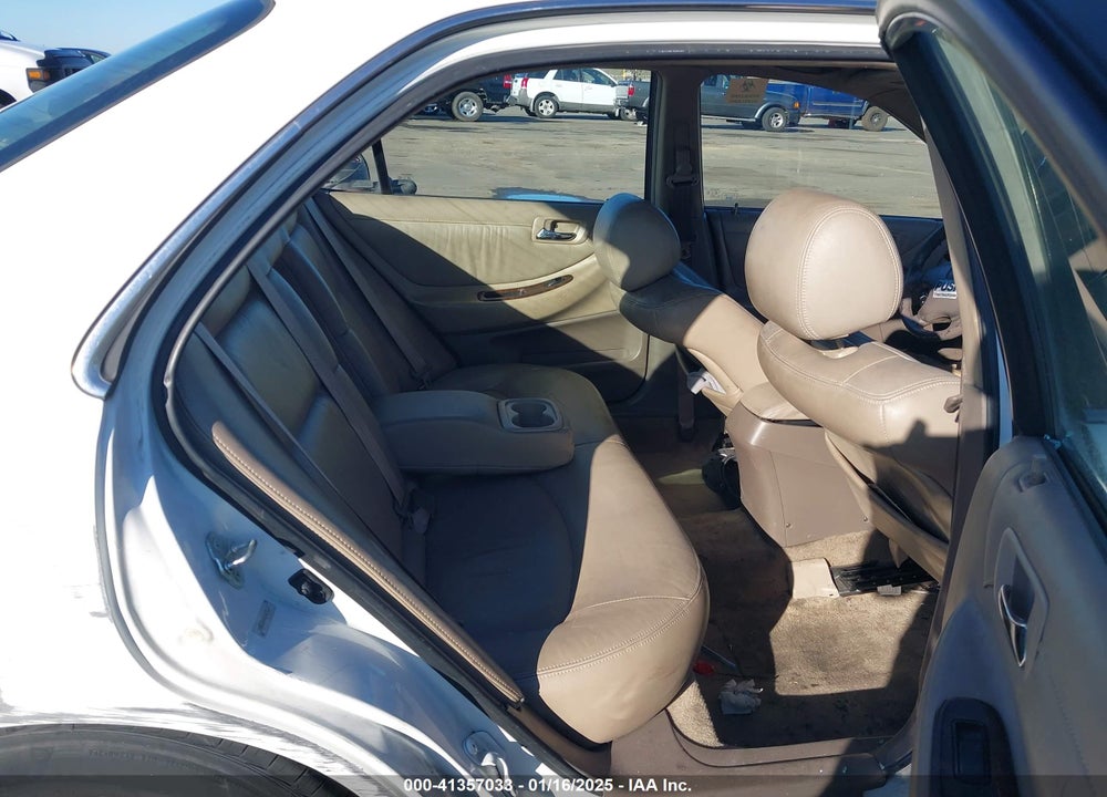 2001 HONDA ACCORD 3.0 EX VIN: 1HGCG16591A075228