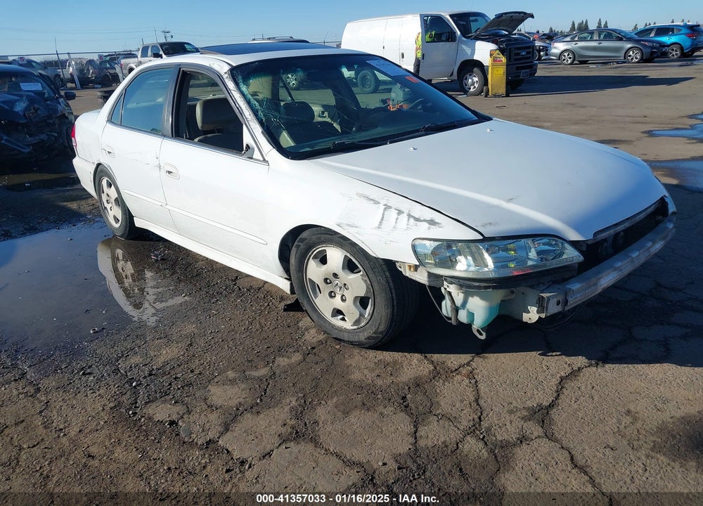 2001 HONDA ACCORD 3.0 EX VIN: 1HGCG16591A075228