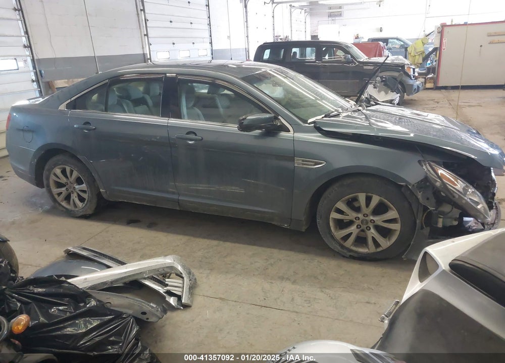 2010 FORD TAURUS VIN: 1FAHP2EW8AG143428