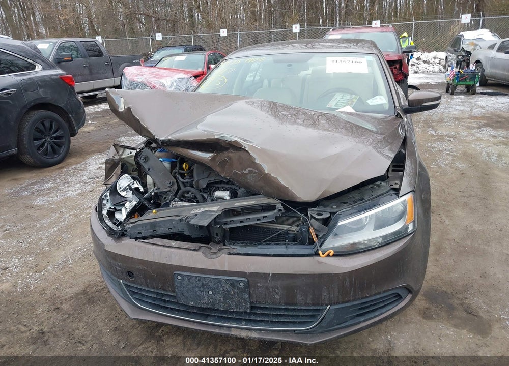 2014 VOLKSWAGEN JETTA VIN: 3VWD17AJ8EM240302