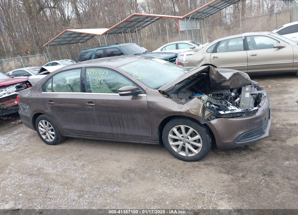 2014 VOLKSWAGEN JETTA VIN: 3VWD17AJ8EM240302