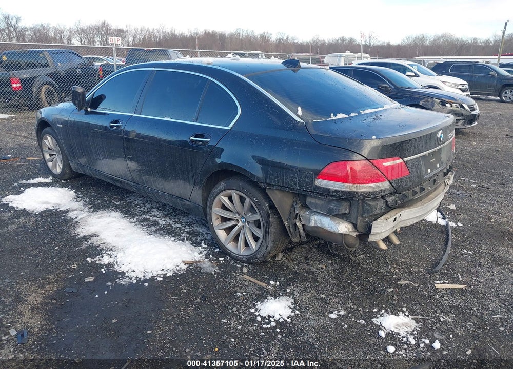 2007 BMW 750 VIN: WBAHN83547DT65422
