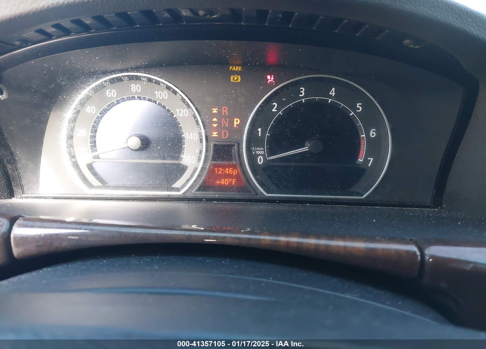 2007 BMW 750 VIN: WBAHN83547DT65422