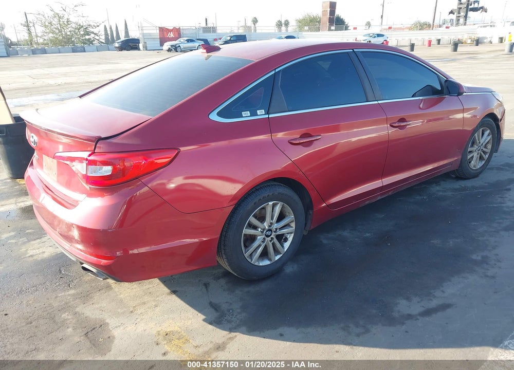 2016 HYUNDAI SONATA VIN: 5NPE24AF5GH272390