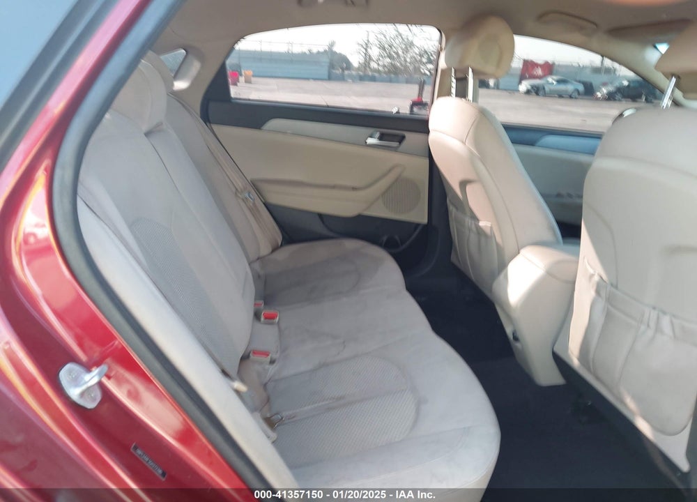 2016 HYUNDAI SONATA VIN: 5NPE24AF5GH272390