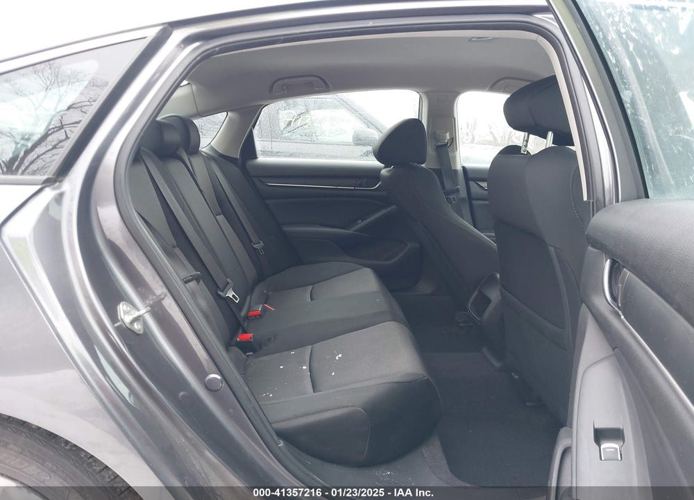 2018 HONDA ACCORD VIN: 1HGCV1F11JA258075