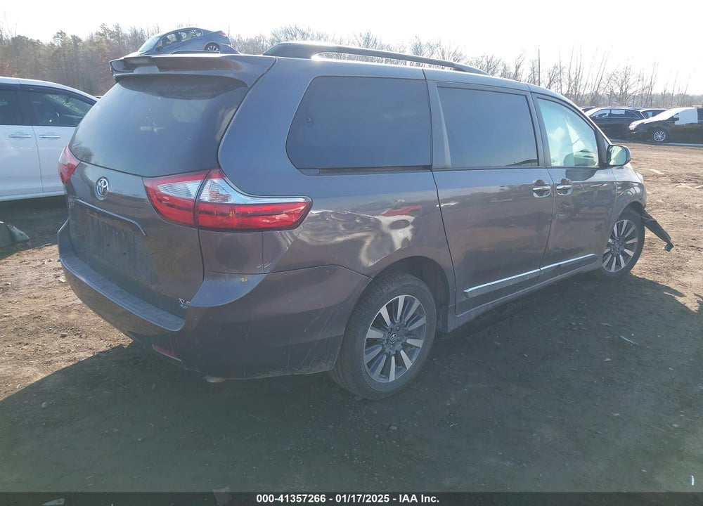 2018 TOYOTA SIENNA VIN: 5TDDZ3DCXJS199733