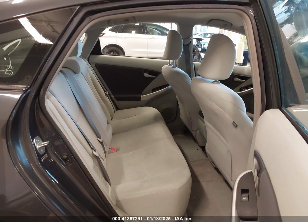 2011 TOYOTA PRIUS VIN: JTDKN3DU4B1364573
