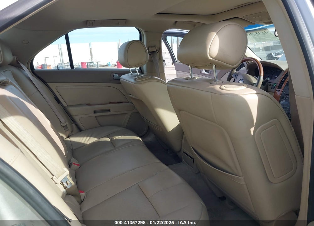 2007 CADILLAC STS VIN: 1G6DW677170180415