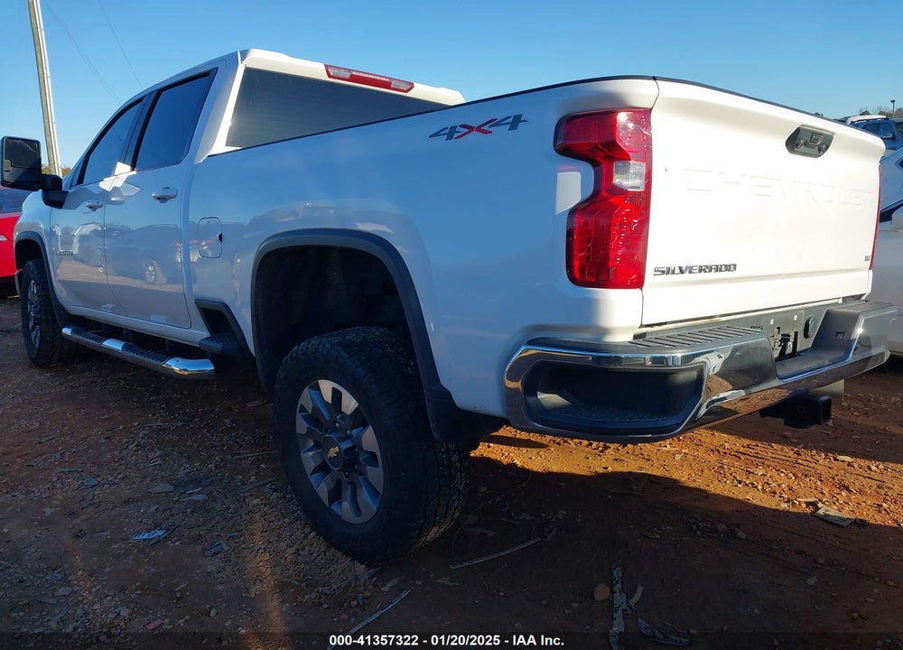 2022 CHEVROLET SILVERADO 2500HD 4WD STANDARD BED LT VIN: 1GC4YNEY9NF131714