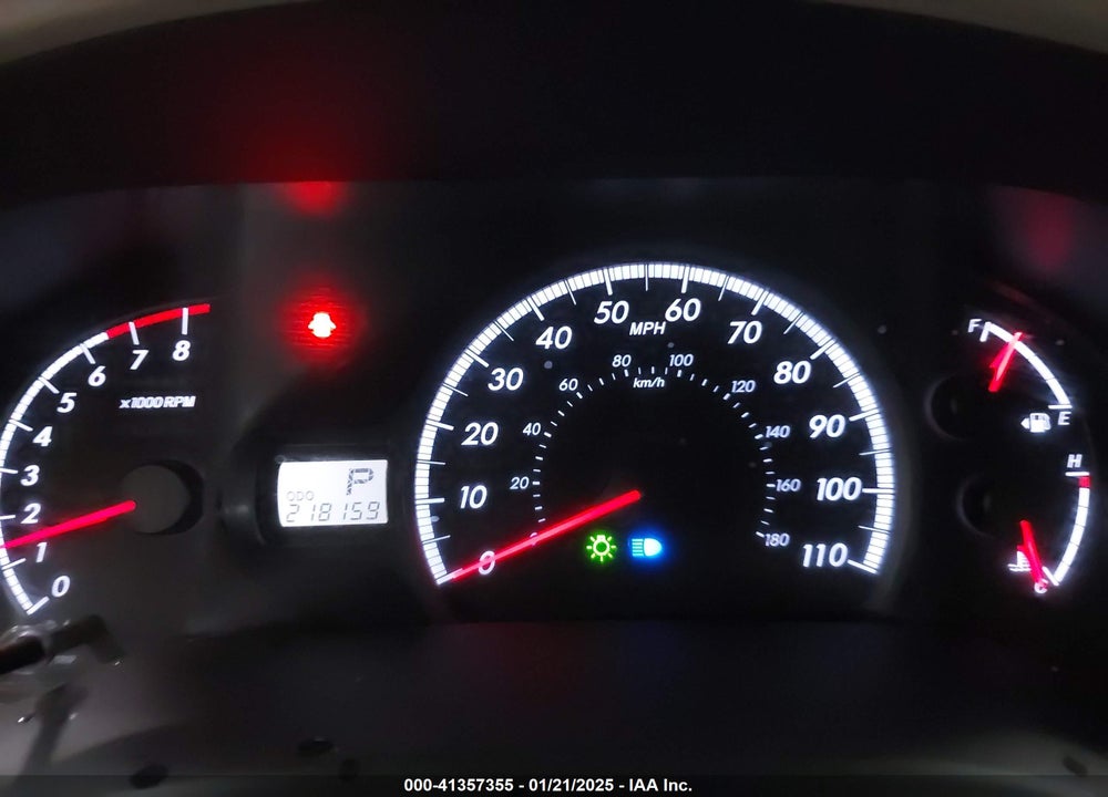 2011 TOYOTA SIENNA LE V6 VIN: 5TDKK3DC1BS109866