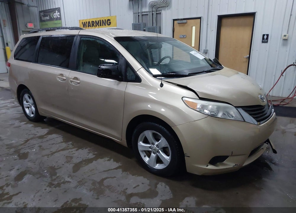 2011 TOYOTA SIENNA LE V6 VIN: 5TDKK3DC1BS109866