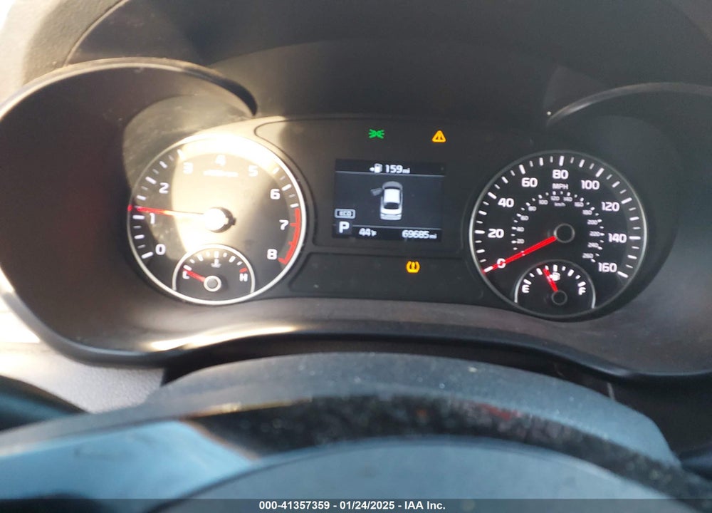 2019 KIA OPTIMA VIN: 5XXGT4L36KG349524